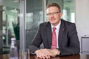 Dr. Josef Baumert