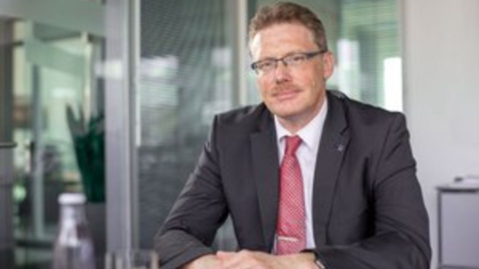 Dr. Josef Baumert