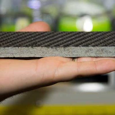 Kohlefaserverstärkte Steinplatte