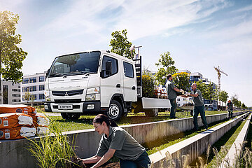 Fuso-Canter-Nutzfahrzeug