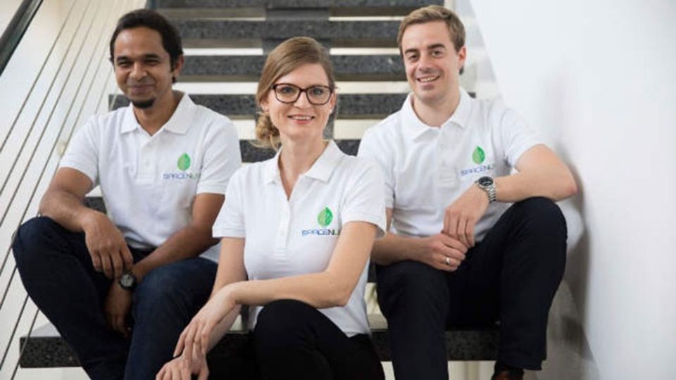 Riazuddin Kawsar, Janine Neuf und Lionel Born