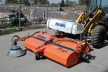 Kehrmaschine PROFI Champ 750
