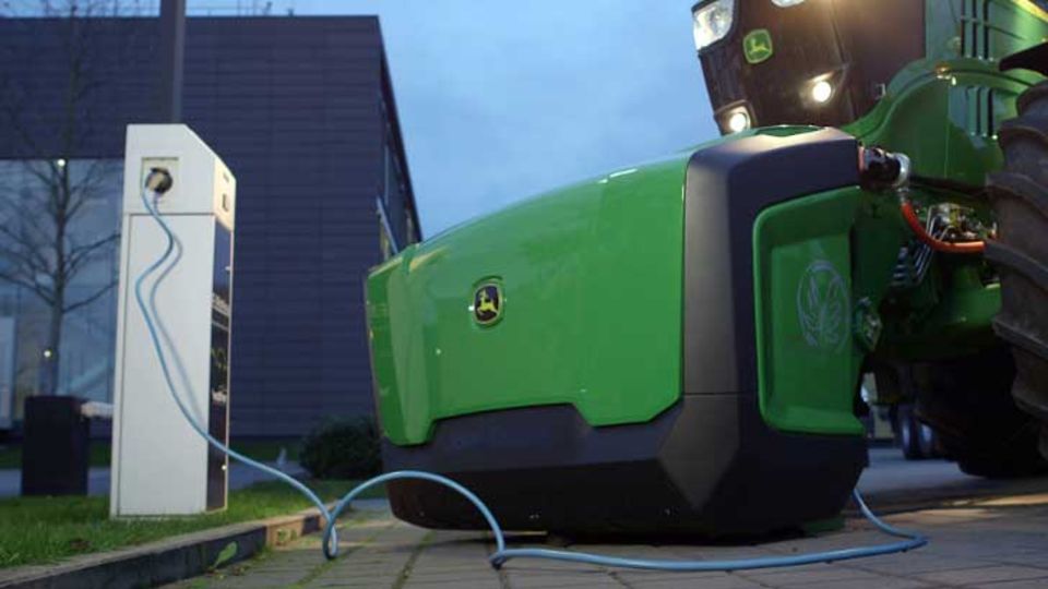 Battery Boost Traktor