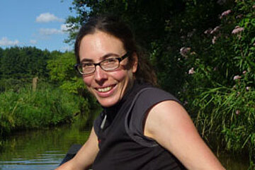 Dr. Christine Schmitt