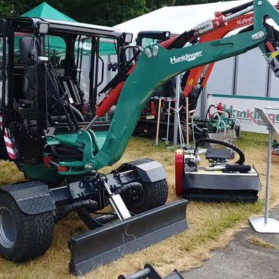 Mini-Mobilbagger HW18