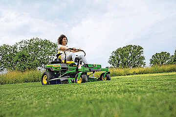 John Deere Aufsitzmäher