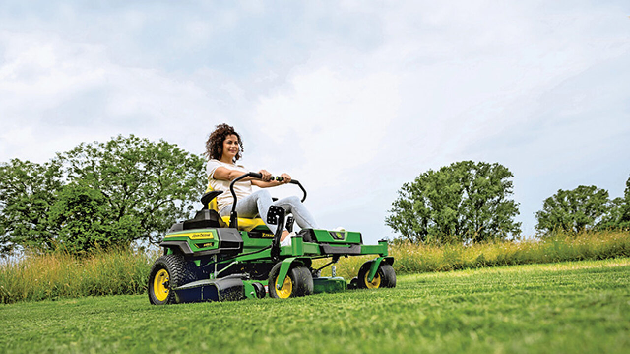 John Deere Aufsitzmäher