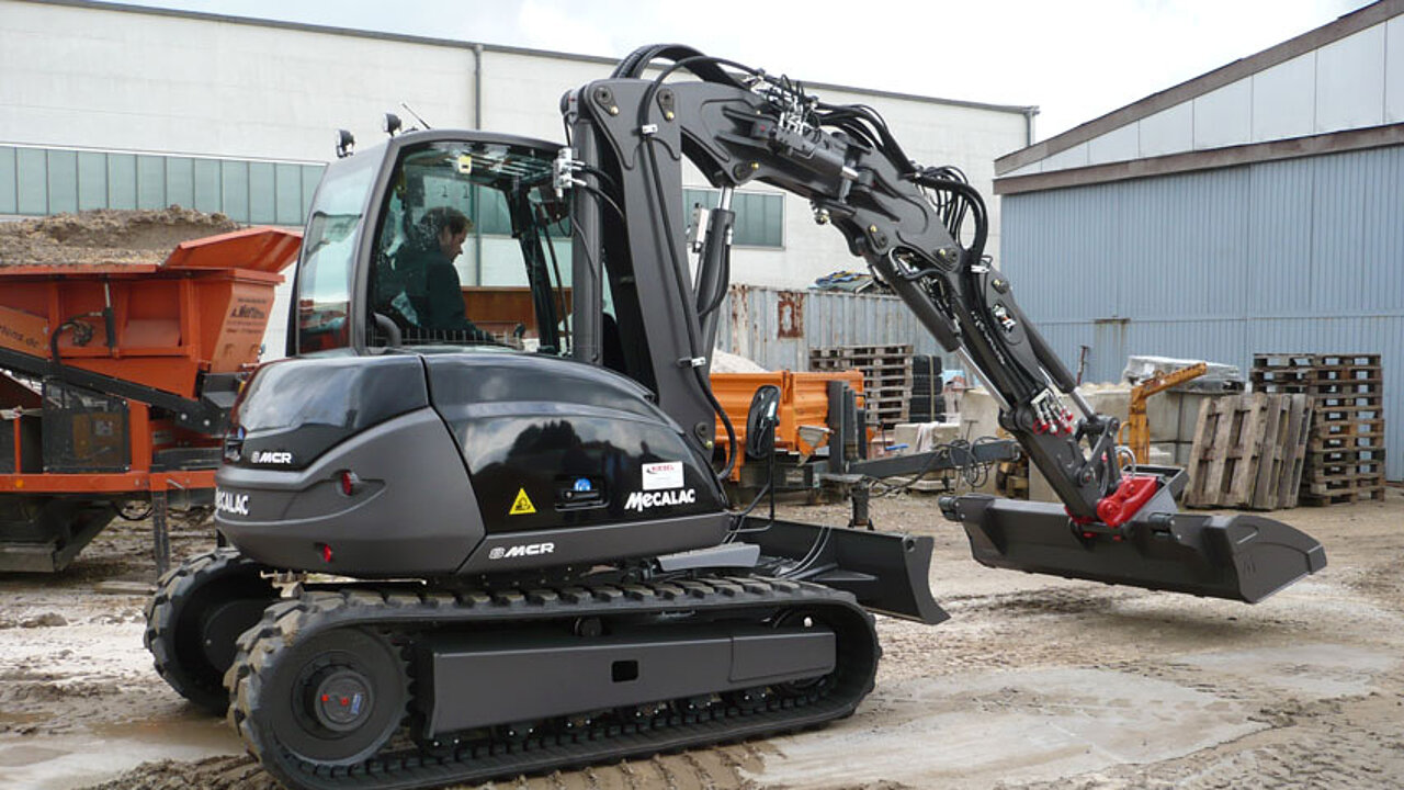 Skid-Bagger von Mecalac