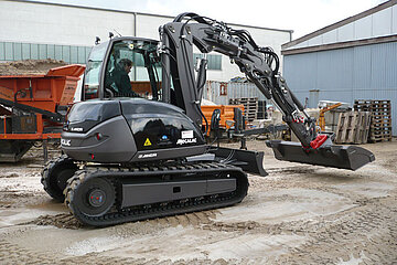 Skid-Bagger von Mecalac