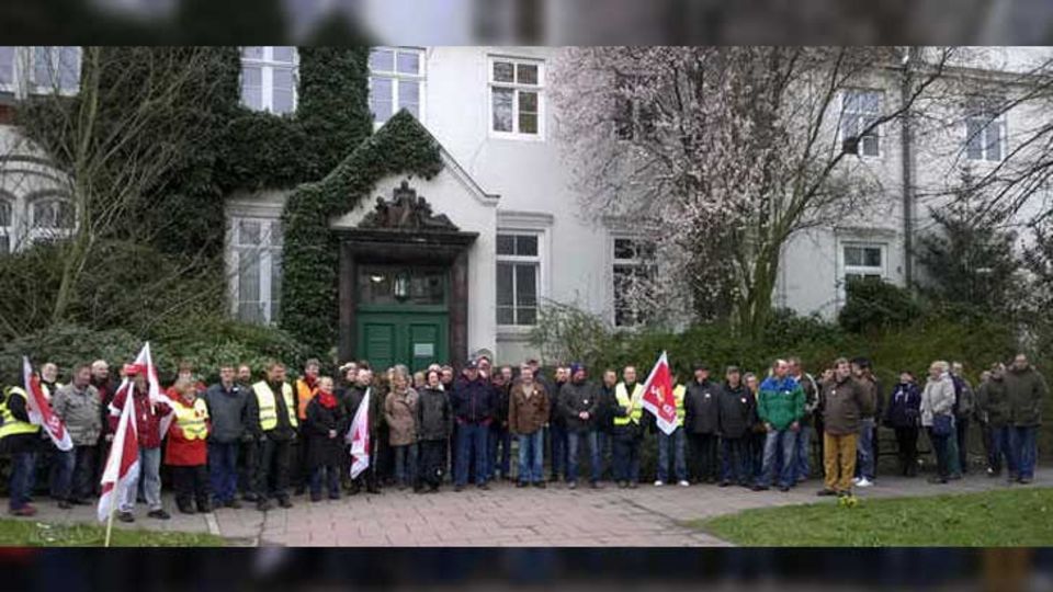 demonstriert am Gartenbauamt