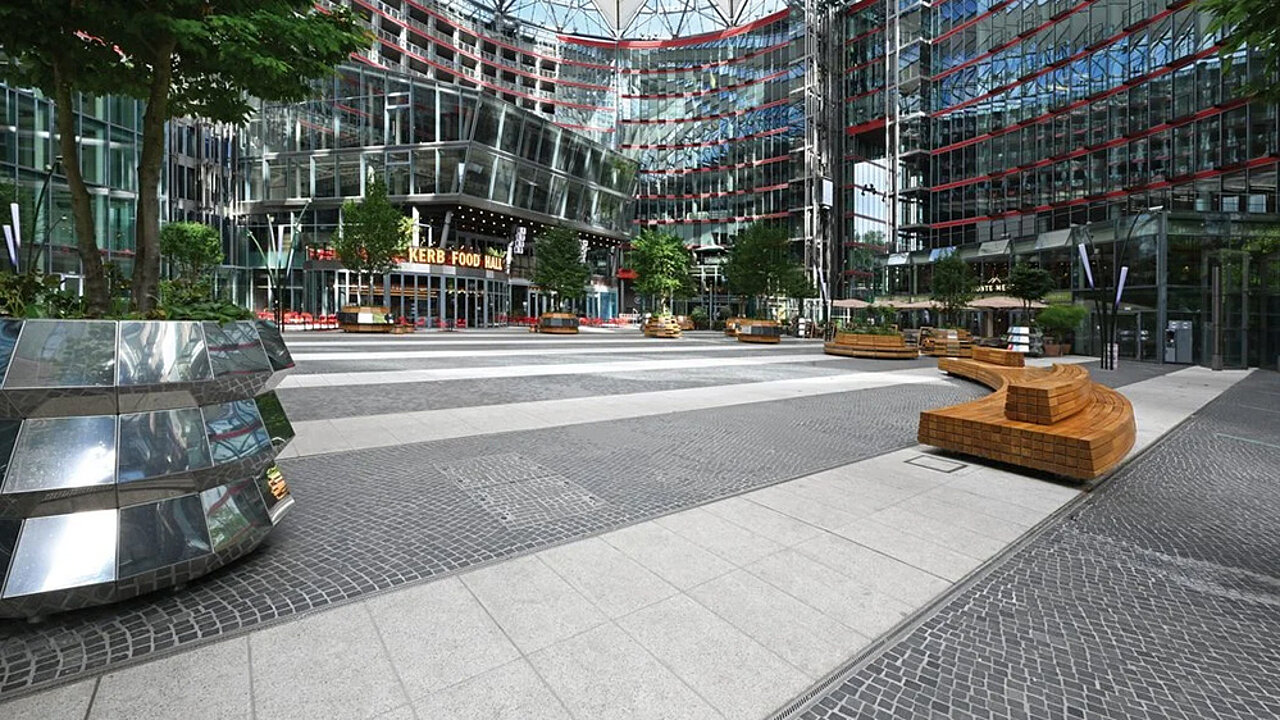 Brink Rinnen Potsdamer Platz