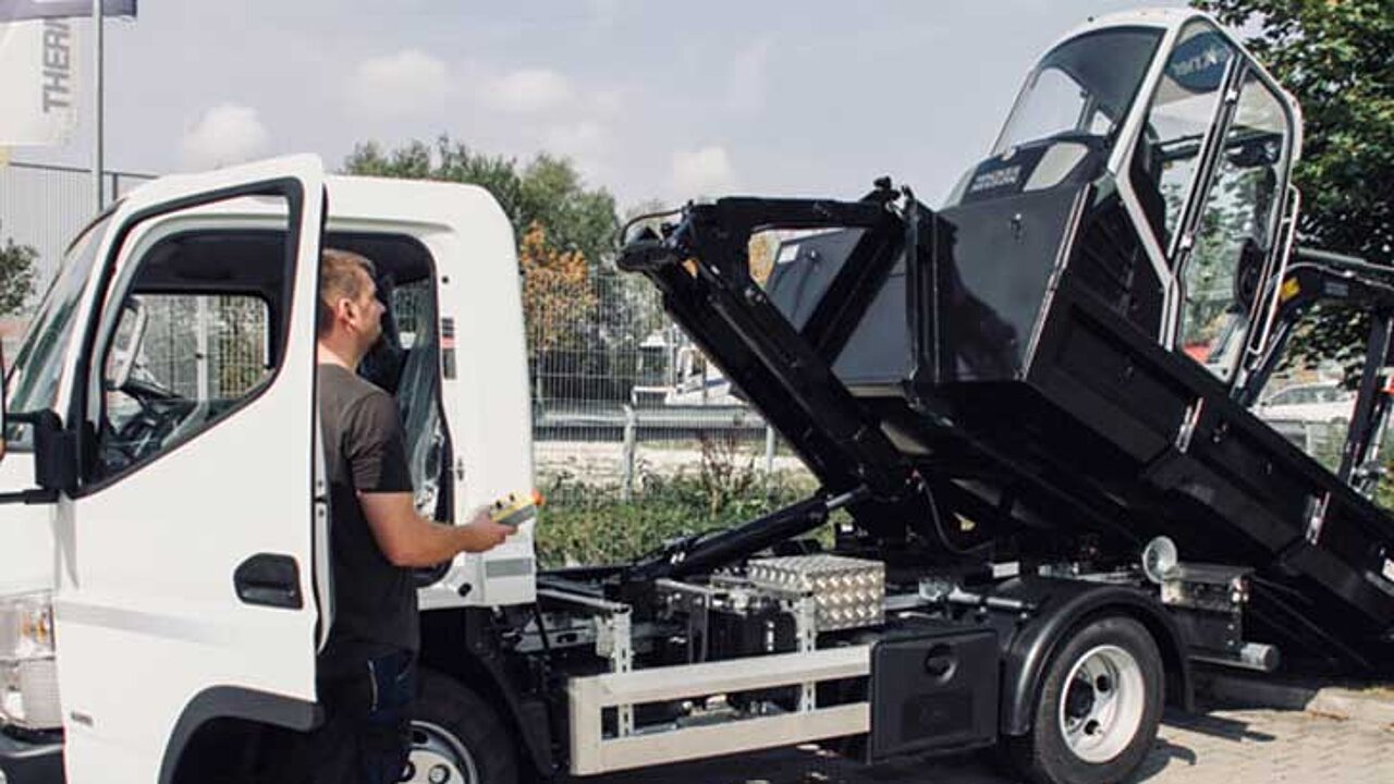 Fuso Canter Kipper