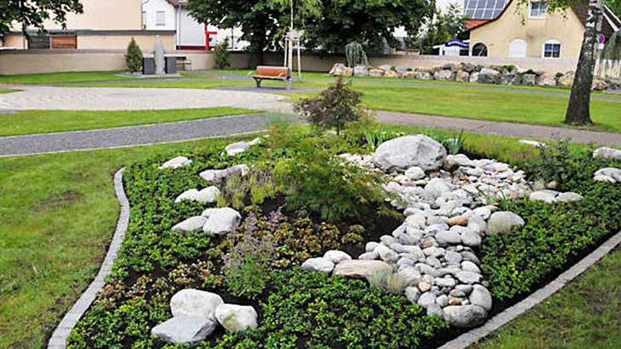 gärtnergepflegte Grabfelder