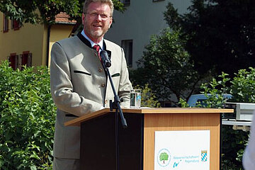 Dr. Marcel Huber