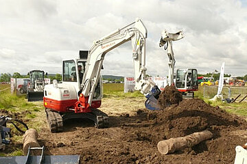 Takeuchi Bagger