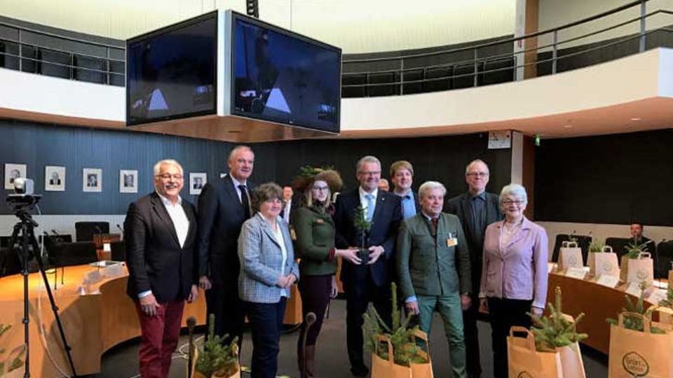 Abgeordneten des Ausschusses