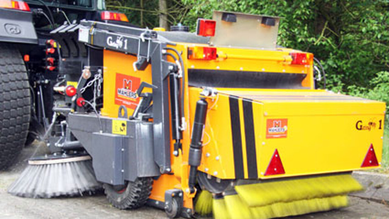 Profi-Kehrmaschine DIE WESPE