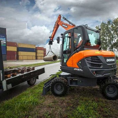 Mobilbagger DX57W-5