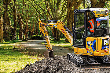 Zeppelin Cat 301.9 Elektro-Minibagger