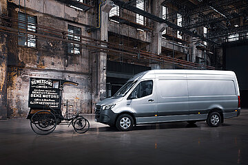 Mercedes Benz 130 Jahre Transportergeschichte