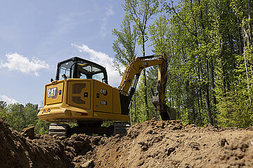 CAT Minibagger Zeppelin