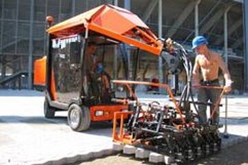 Optimas Pflasterverlegemaschine