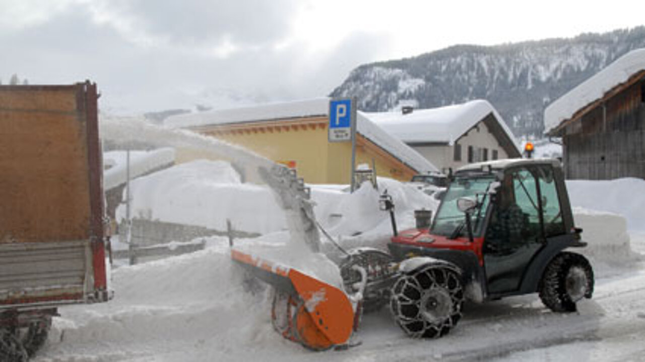 Terratrac Aebi TT240