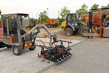 Optimas Pflasterverlegemaschine