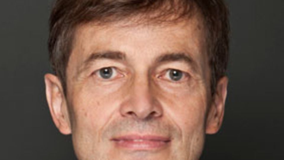 Dr. Bernd Scherer