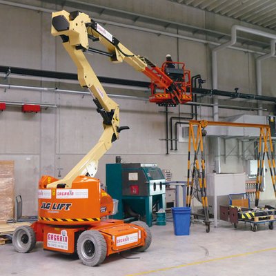 Gelenkteleskoparbeitsbühne E400AJPN