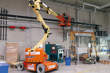 Gelenkteleskoparbeitsbühne E400AJPN