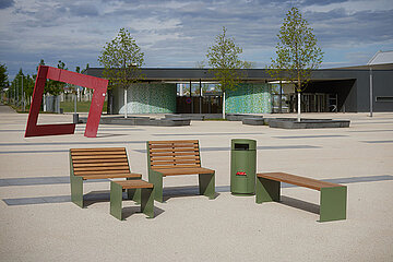 Loungebänke