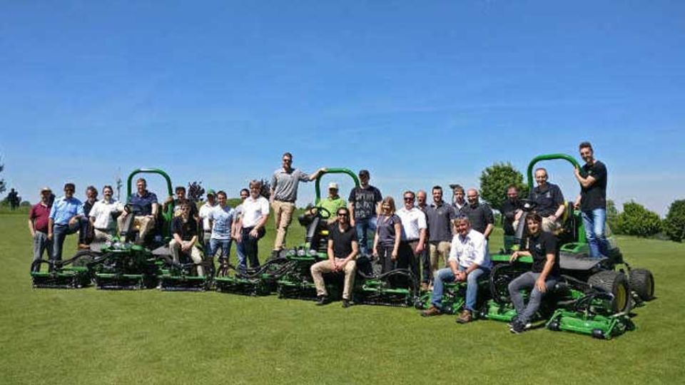 John Deere Mäher