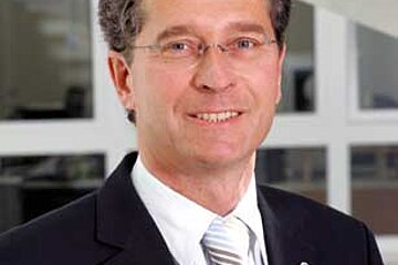 Dr. Manfred Toscani