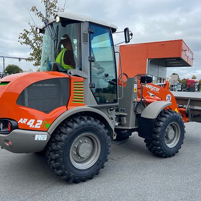 Elektrischer Radlader weycor