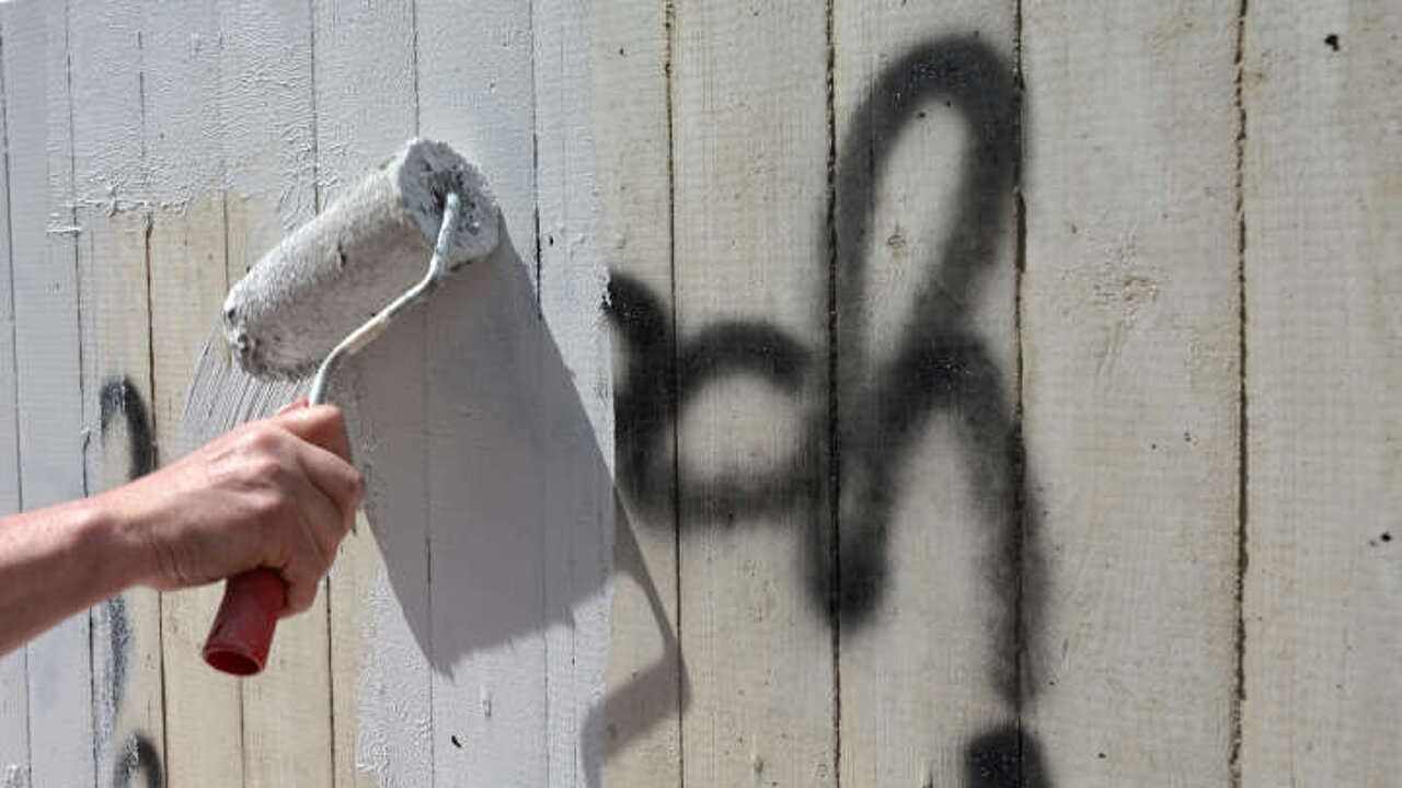 Graffiti entfernen 
