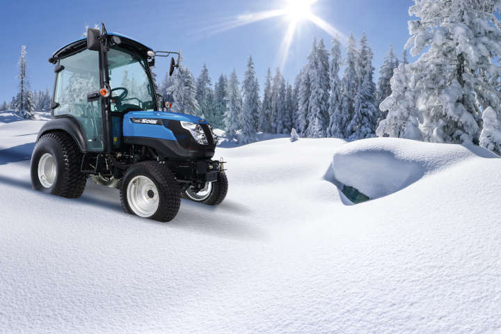 Mehr als nur ein Traktor: Winterpaket bietet jede Menge Leistung zum kleinen Preis