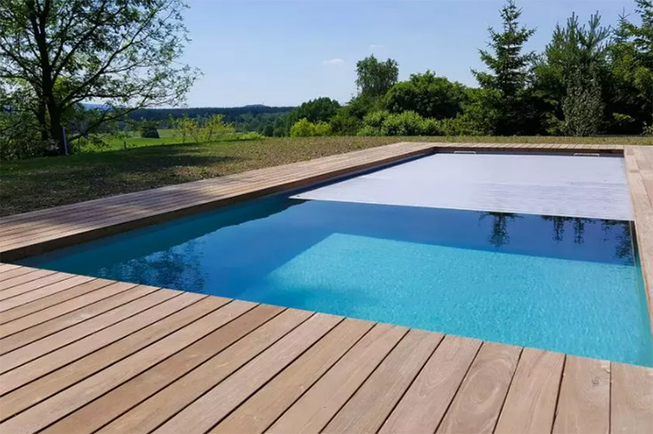 Pool im Garten: So klappt es mit dem eigenen Swimmingpool
